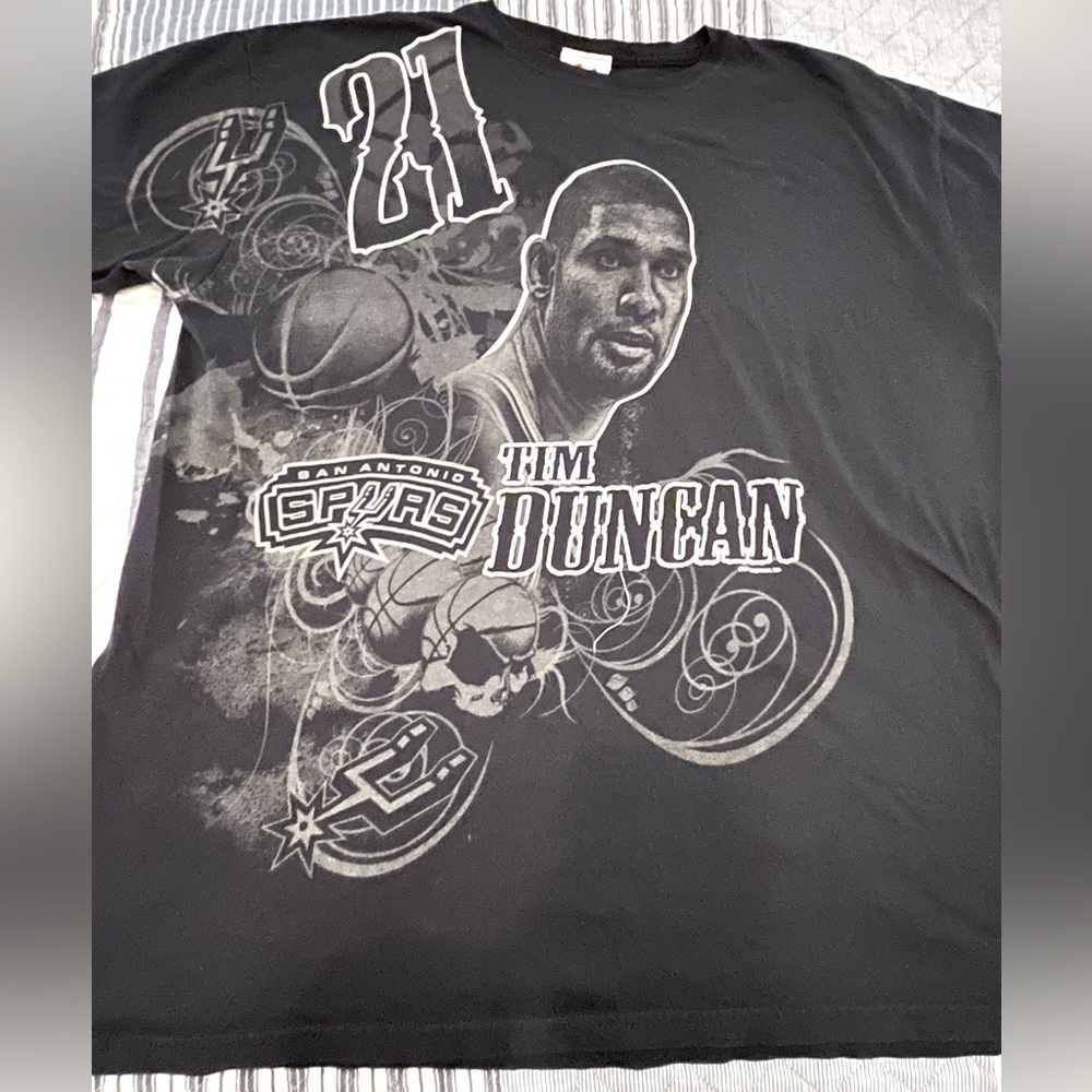Tim Duncan San Antonio Spurs Majestic T-Shirt size XL